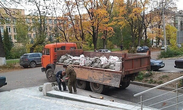 Фото ВЫВОЗ СТРОИТЕЛЬНОГО МУСОРА