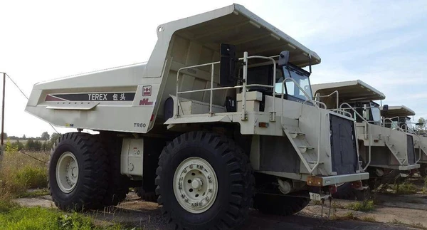 Фото Карьерный самосвал TEREX TR60