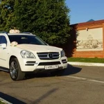 Авто Mercedes GL на свадьбу с водителем