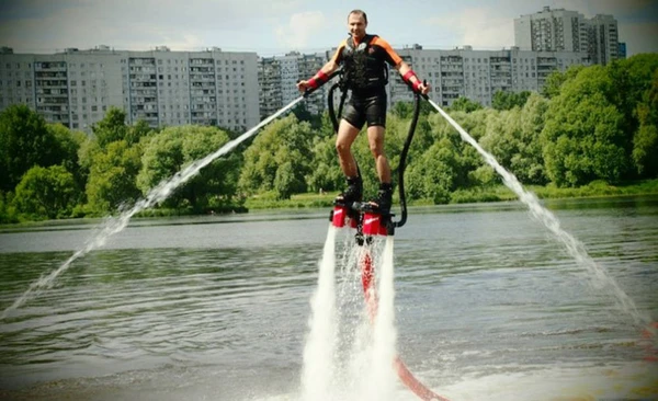 Фото Флайборд - полет над водой