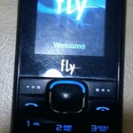 Фото №4 телефон Fly DS103D 2 SIM + карта памяти SD