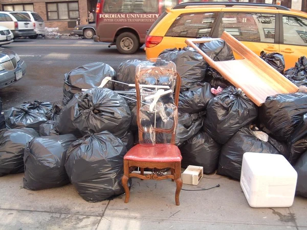 Фото Вывоз мусора на полигон