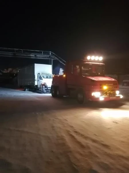 Фото Грузовой эвакуатор Ноябрьск
