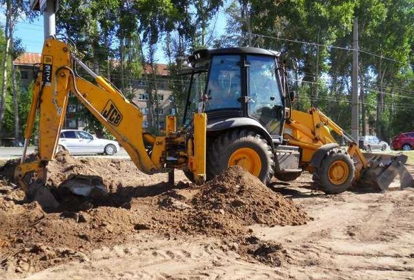 Фото Экскаватор Погрузчик JCB/гидроклин, мтз-82м