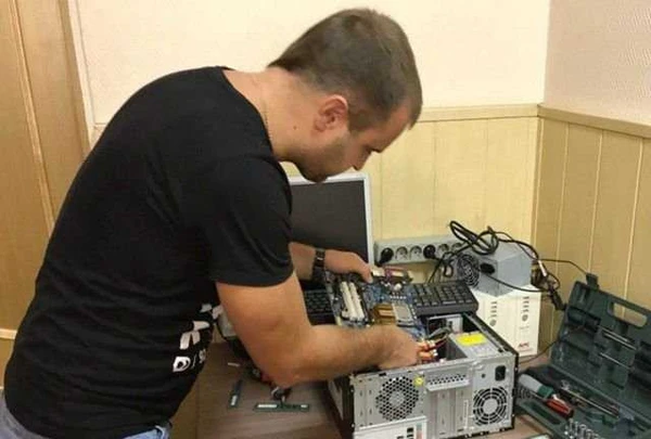 Фото Ремонт Компьютеров Ремонт Ноутбуков
