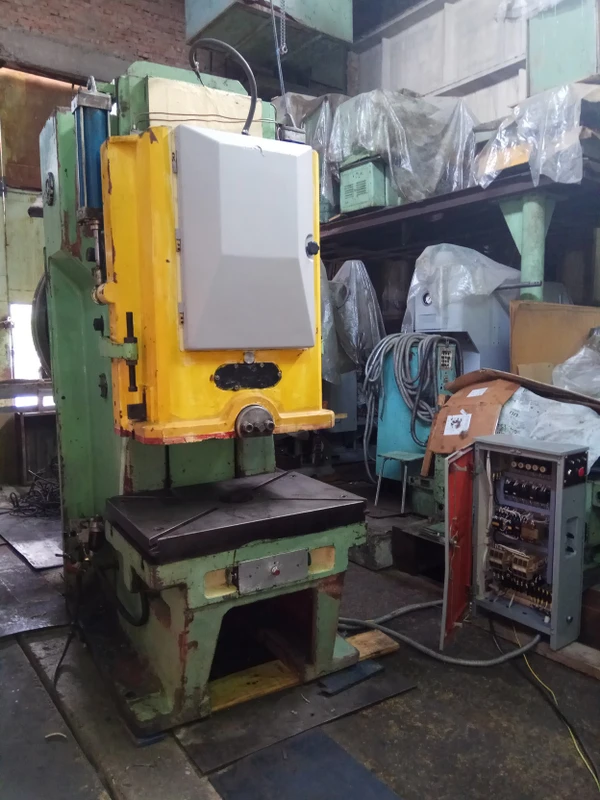 Фото Пресс EPU-160 (160 тс) кривошипный