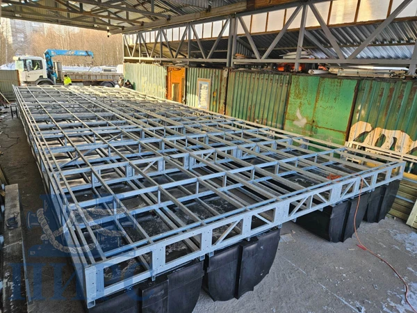 Фото Понтон, плавучая площадка для плавдома, хаусбота 30т