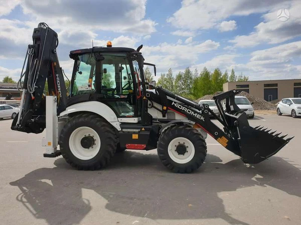 Фото Аренда экскаватора-погрузчика Hidromek 102В