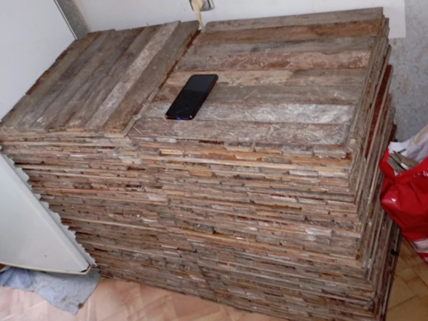 Фото Паркет красное дерево Массив до 1963 года На Века