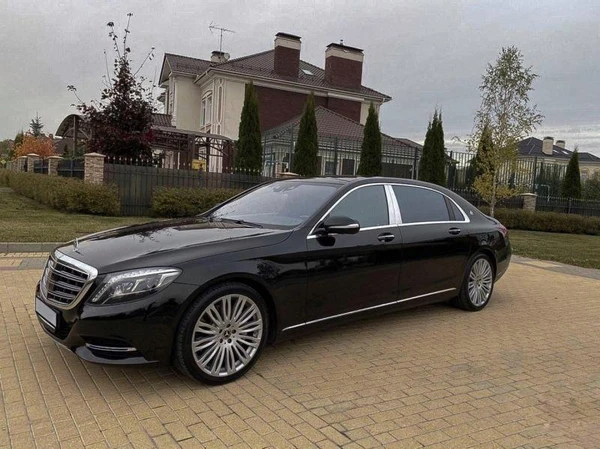 Фото Аренда авто Мерседес Майбах с водителем