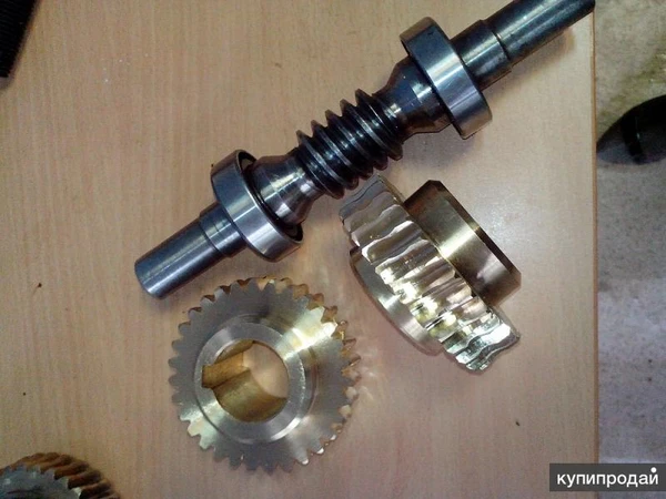 Червяки (бронзовые, стальные, чугунные)