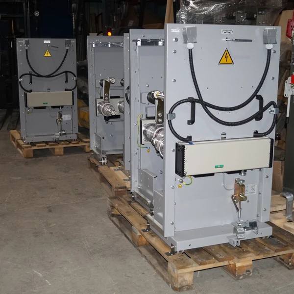 Фото Выкатные элементы для ячеек КРУ 6-10кВ