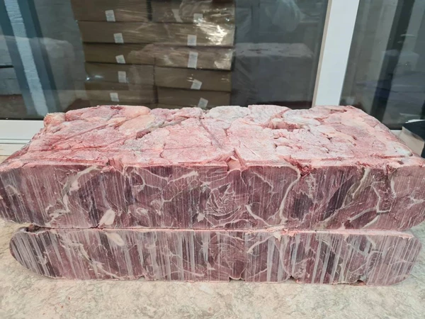 Фото Блочная говядина замороженная. 3% соед.ткани