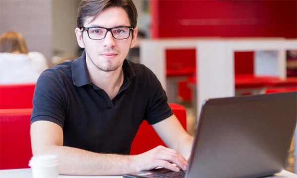 Фото Сертифицированный специалист по ремонту компьютеров.