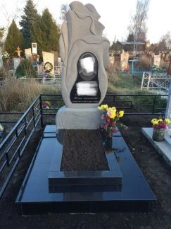 Фото Уборка и благоустройство могил