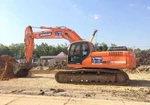 фото Услуги гусеничного экскаватора Doosan 225