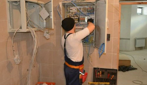 Фото Услуги электрика 24/7
