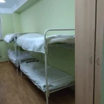 фото Места в комнатах в общежитии для рабочих в г. Коммунар Гатчинского района