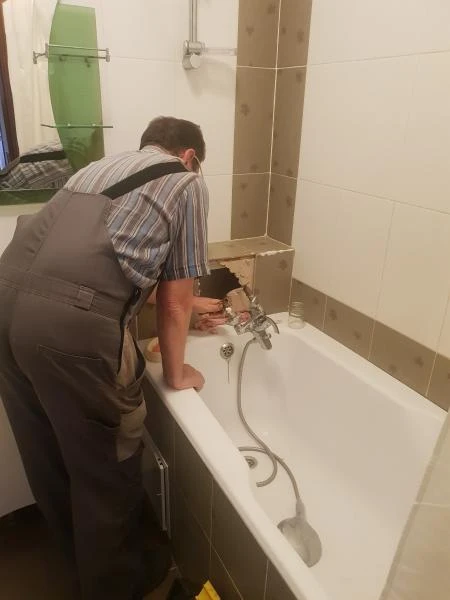 Фото Монтаж труб,унитаз,котел,насос,