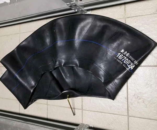 Фото Камера для фронтального погрузчика ZL30 16\70-24