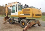 фото Liebherr A914B