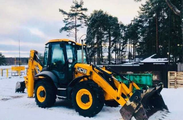 Фото Аренда экскаватора-погрузчика JCB 3CX super