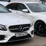 Аренда Mercedes Е Class 213 AMG Белый на свадьбу с водителем