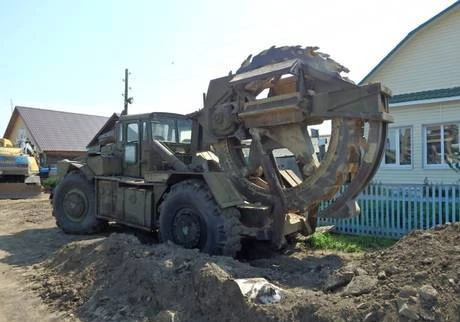 Фото Экскаватор траншейный роторный ТМК-2 траншеекопатель