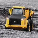 Сочлененный самосвал John Deere 370Е