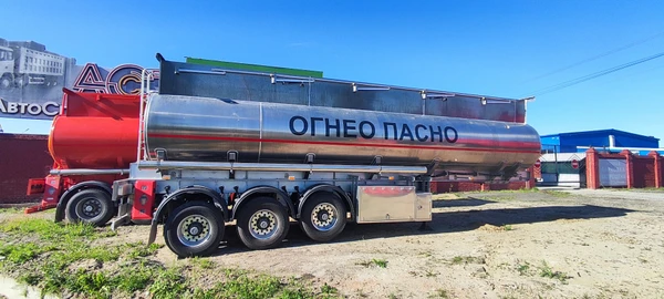 Фото Полуприцеп цистерна-бензовоз ShengRun SKW9402GYYA алюминиевый