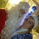 Дед Мороз и его внучка Снегурочка