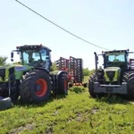 Дискование земли (обработка почвы) тракторами Xeri