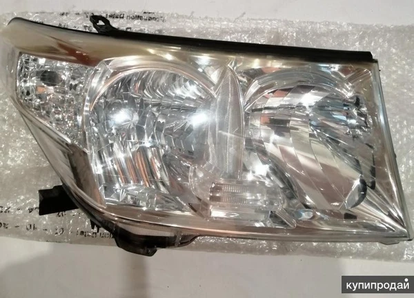 Фото Продаю фару переднюю, правую б/у на Toyota Land Cruiser 200, 2011г.в