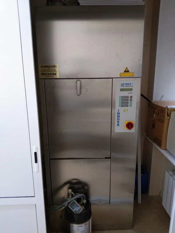 Фото Моюще-дезинфицирующая машина универсальная BHT inn