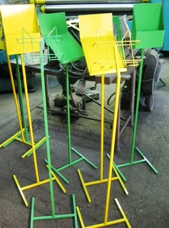 Фото Буклетницы, газетницы, торговое оборудование, стойки, стелла