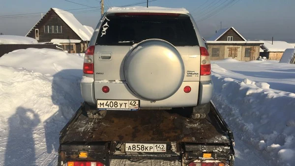 Фото Эвакуатор в осинниках