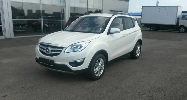 Фото Changan CS35