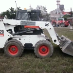 фото Аренда минипогрузчика BobCat S220