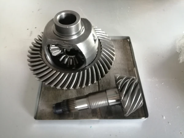 Фото Редуктор 51:13 для Мерседес Спринтер 319 цди