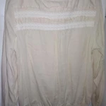 Фото №3 Брендовая блузка H&M с длинными рукавами и открытыми плечами