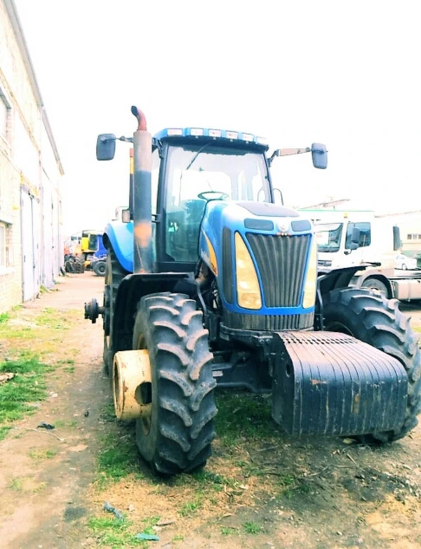 Фото Предлагаю трактор New Holland T8040 (303 л.с.) 2007 г.в.