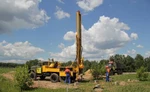 фото Бурение и обустройство скажины