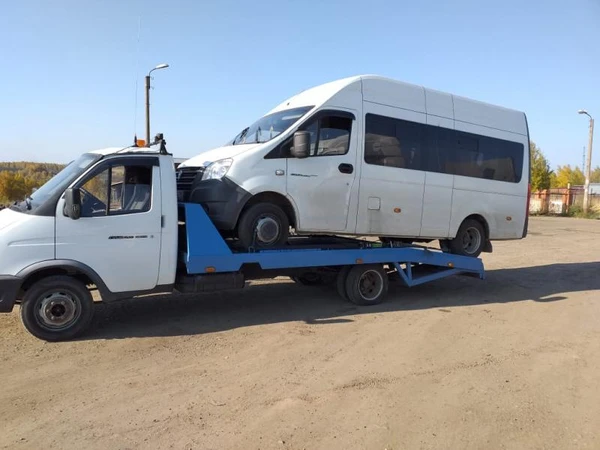 Фото Эвакуатор Болотное круглосуточно