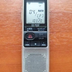 Цифровой диктофон Sony ICD-530F. Panasonic.