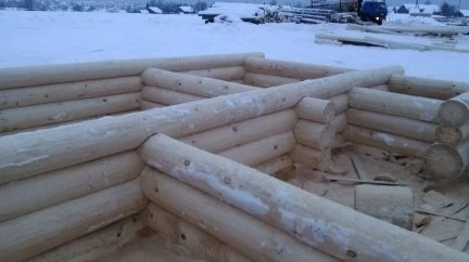 Фото Срубы домов бань. Фундаменты любых типов