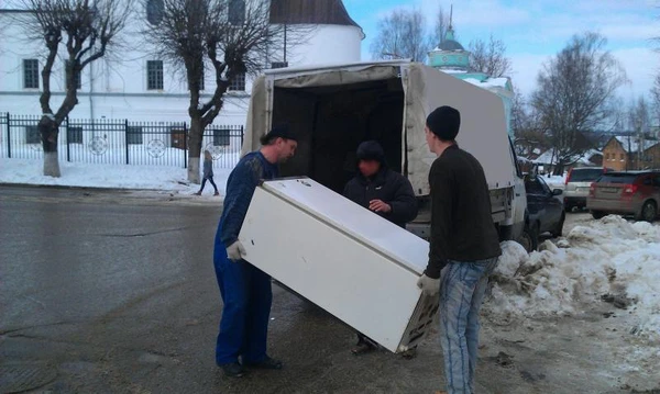 Фото Вывоз бытовой техники на свалку