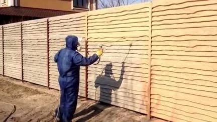 Фото Покраска заборов