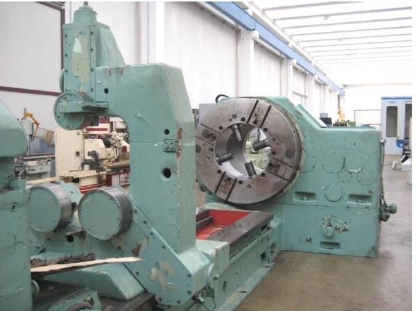 Фото КЗТС-1910