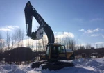 фото Гусеничный экскаватор Volvo EC240