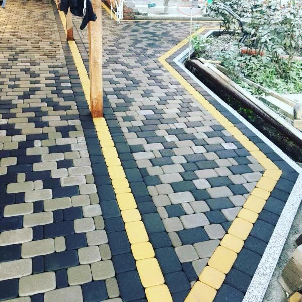Фото Укладка тротуарной плитки 